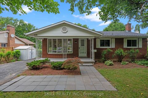 Photo of 138 Chelford Crescent, Waterloo, ON N2J 3T5 (MLS # X12469026)