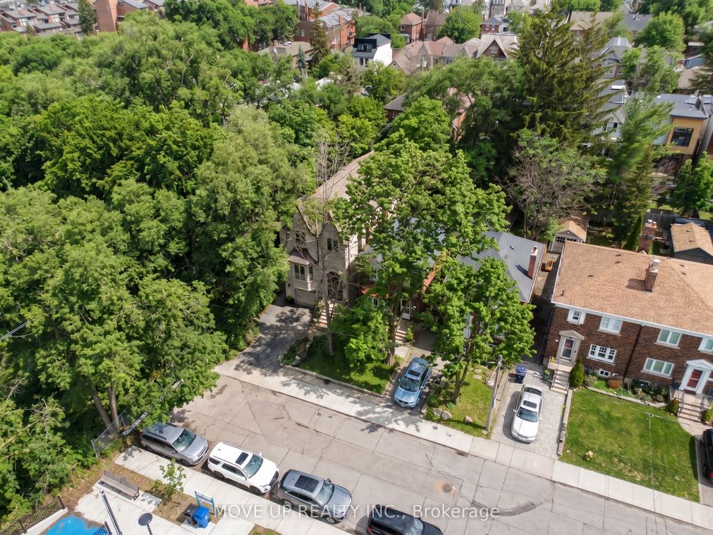 Photo of 226 Glengarry Avenue, Toronto, ON M5M 1E4 (MLS # C13023054)