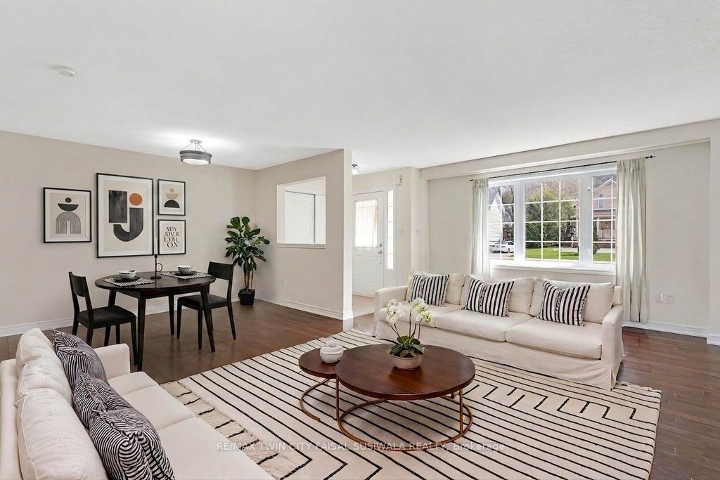 Photo of 250 Ainslie Street S #14, Cambridge, ON N1R 8P8 (MLS # X13087428)