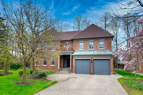 12 Chaplin Court Richmond Hill ON L4B 2Y1