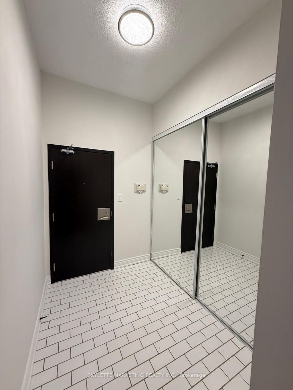 Photo of 25 The Esplanade N/A, Toronto, ON M5E 1W5 (MLS # C12892816)