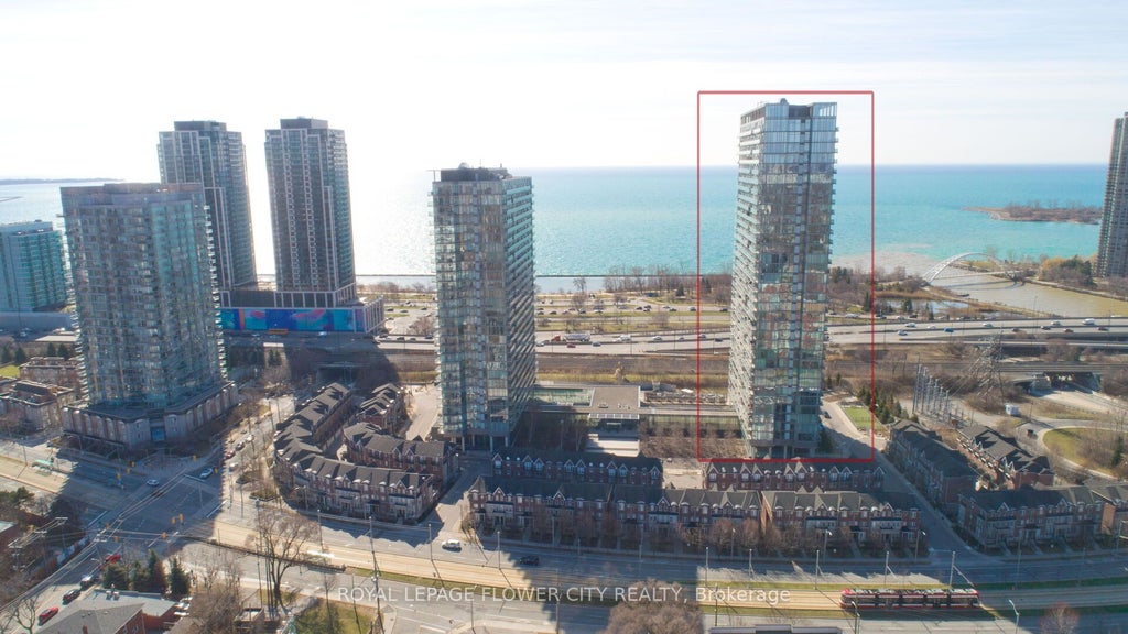 Photo of 105 The Queensway Avenue #415, Toronto, ON M6S 5B5 (MLS # W13795570)