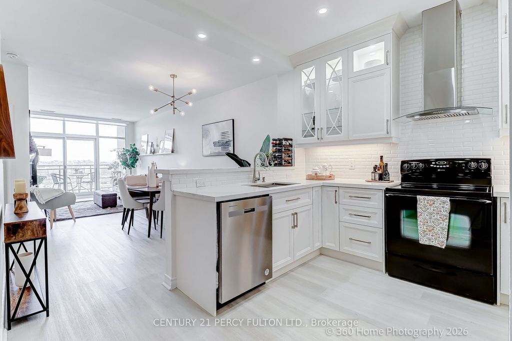 Photo of 1 Leaside Park Drive #604, Toronto, ON M4H 1R1 (MLS # C13031816)