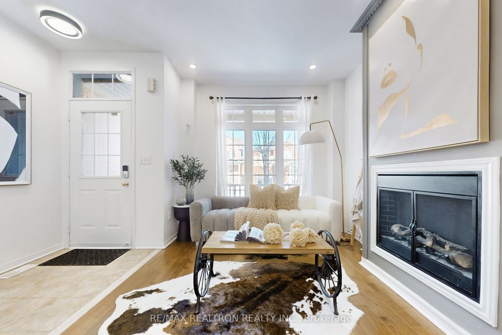 Photo of 49 Rainbow Valley Crescent, Markham, ON L6E 1Z1 (MLS # N12837558)