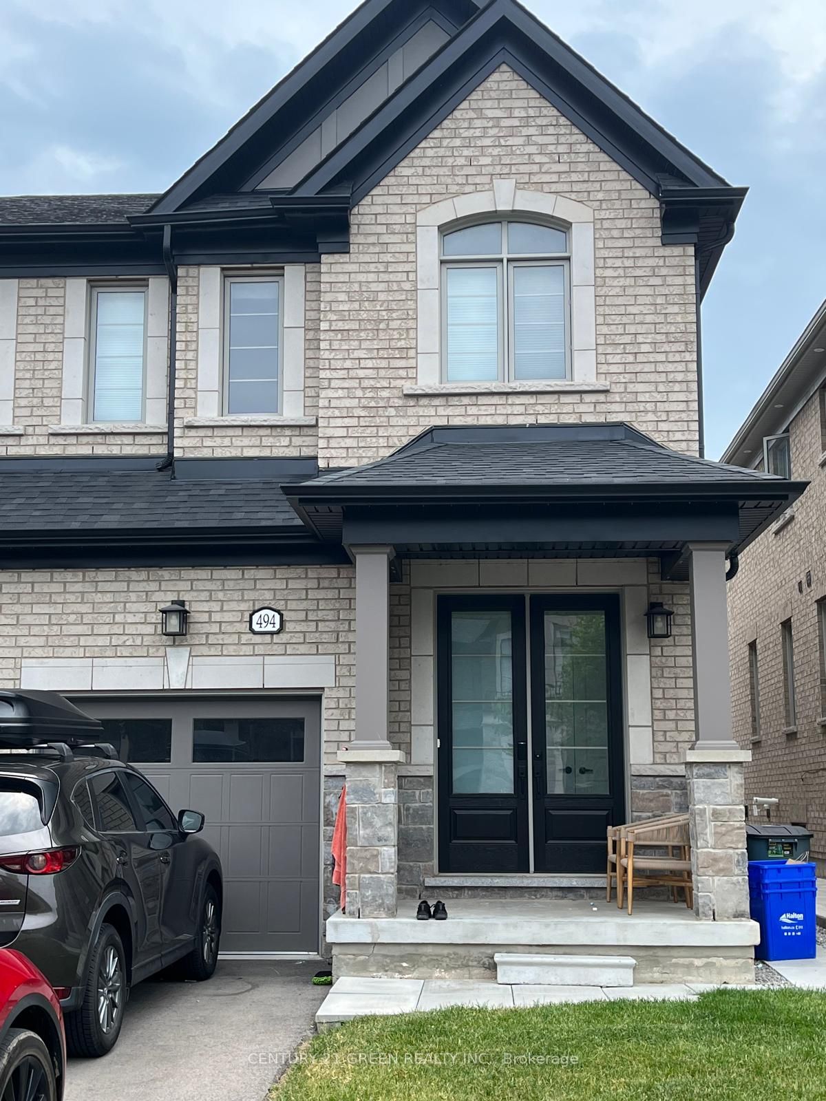 494 PARENT Place E