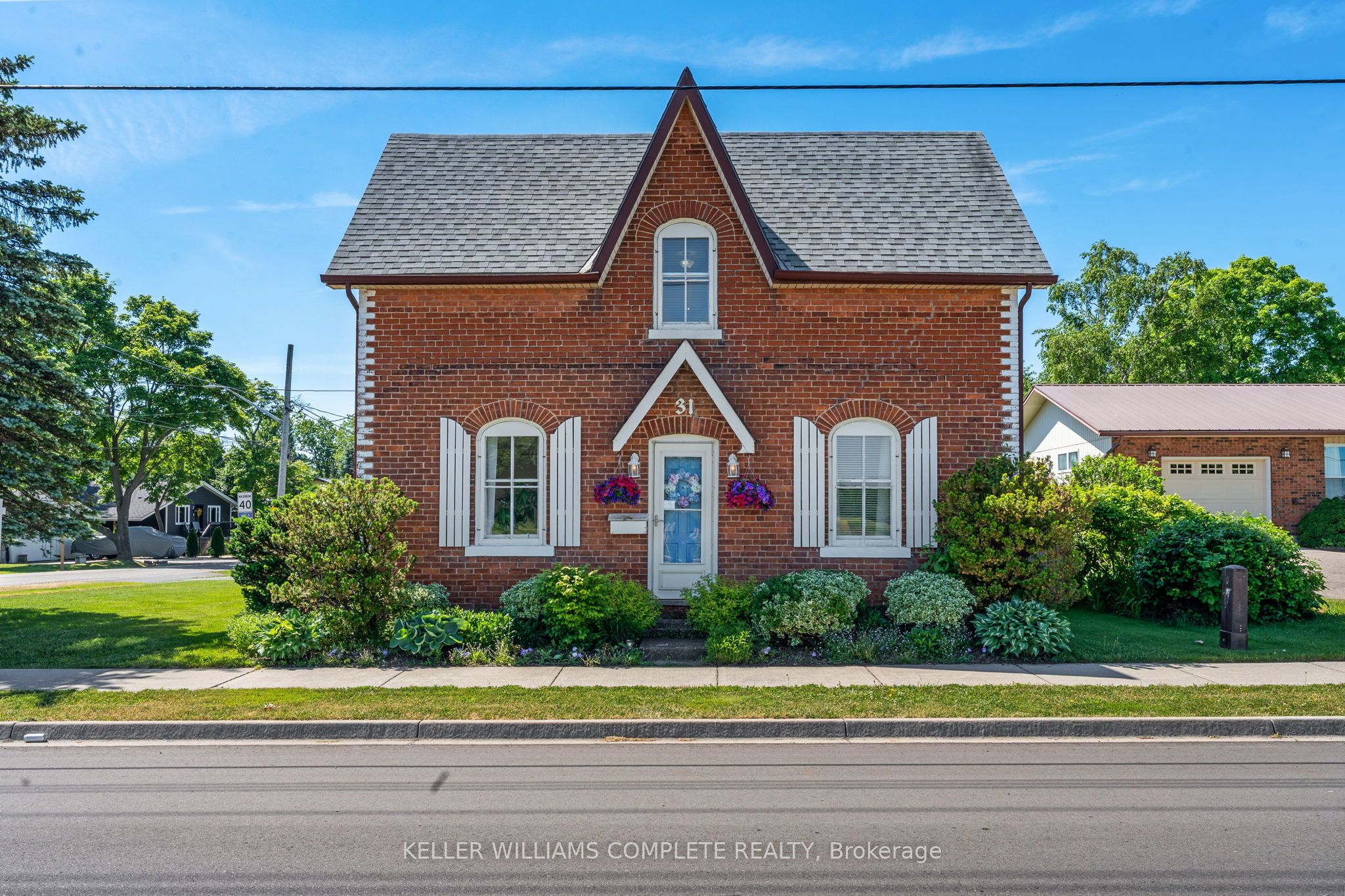 Photo 1 of 37 — 31 Talbot Street W, Haldimand, ON N0A 1J0