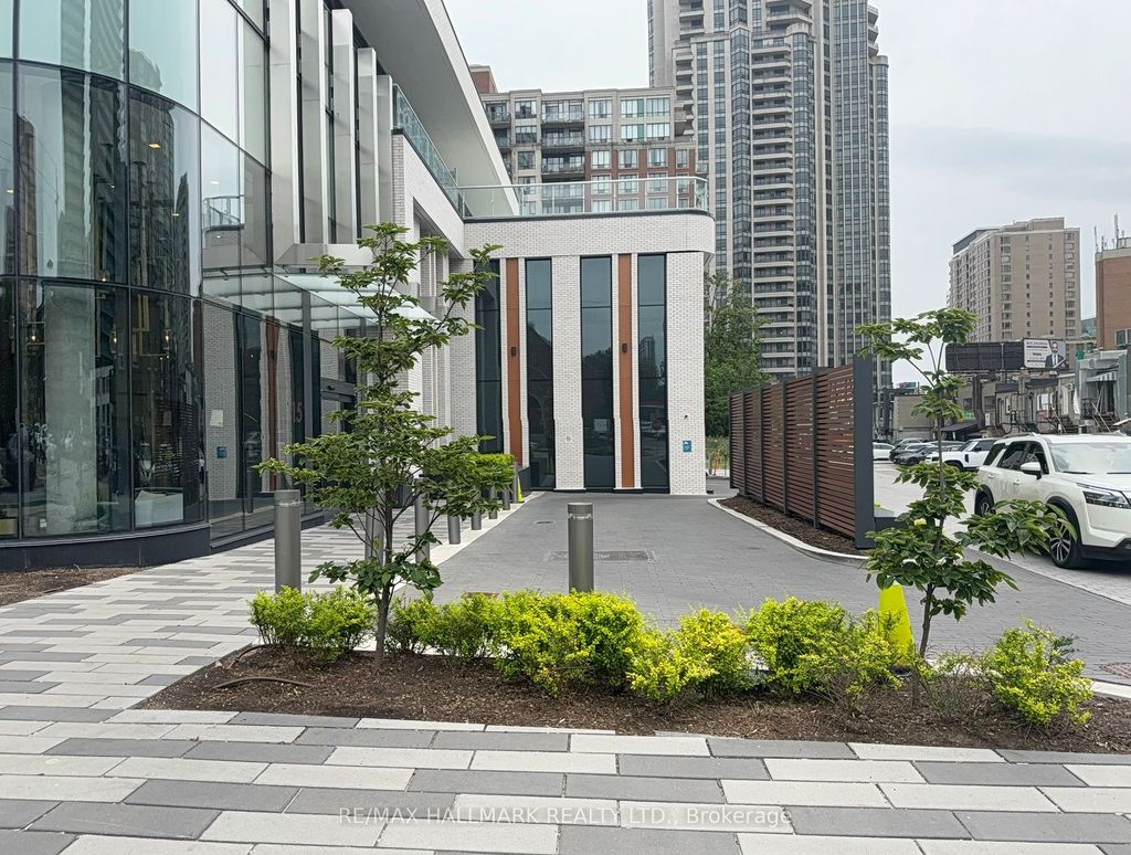 Photo of 15 Holmes Avenue #407, Toronto, ON M2N 4L8 (MLS # C12609514)