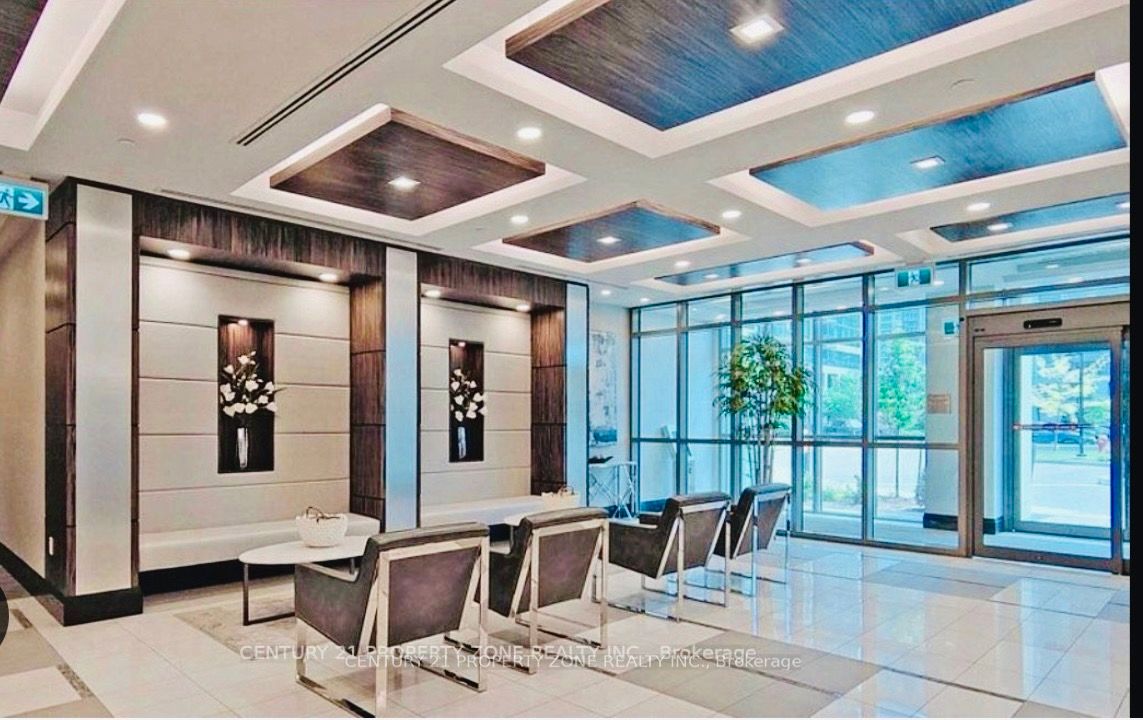 349 Rathburn Road W 2305