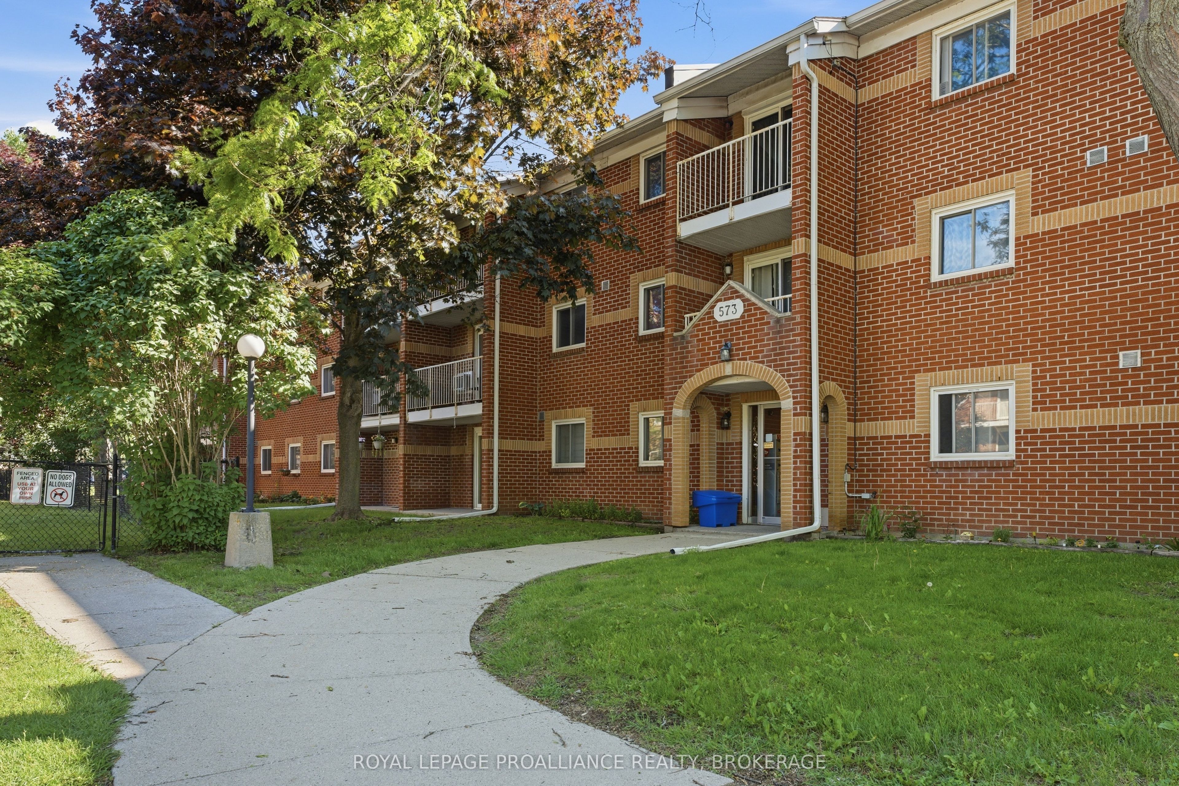 Photo 1 of 39 — 573 Armstrong Road 217, Kingston, ON K7M 8J8