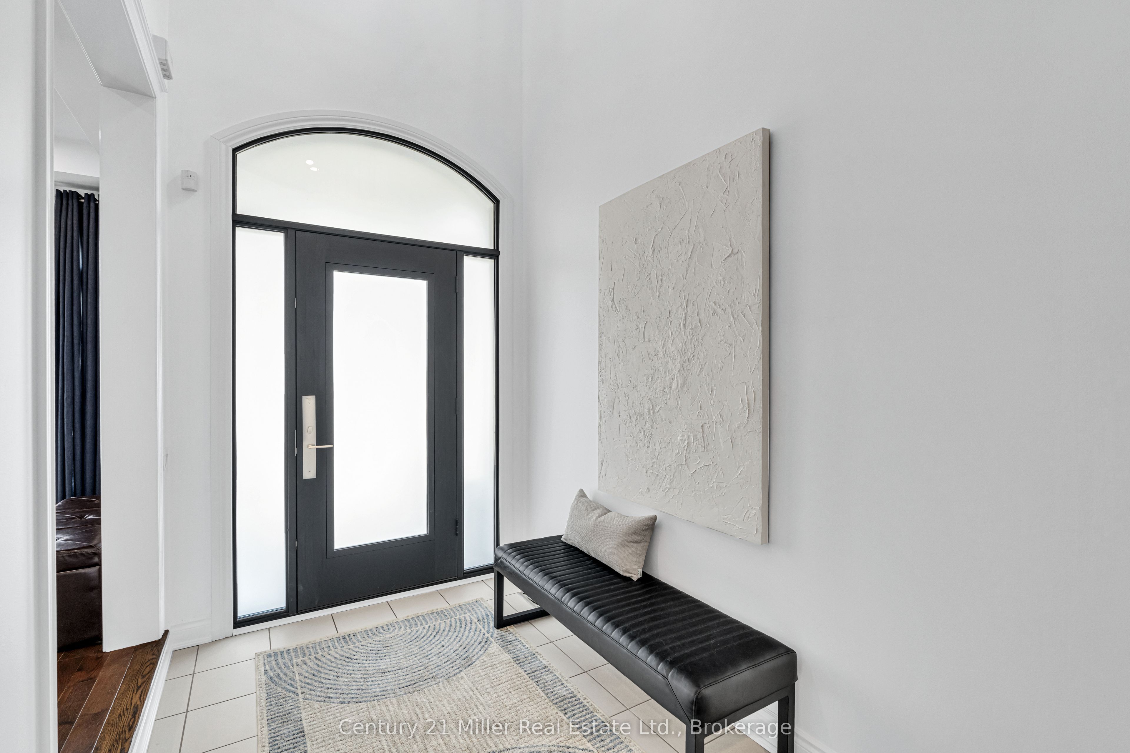 202 Innville Crescent