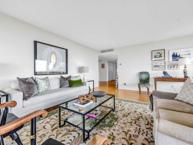 20 Avoca Avenue 1404