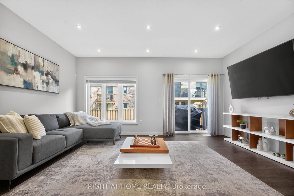 Photo of 26 Greenwich Avenue, Hamilton, ON L8J 0L5 (MLS # X13028248)