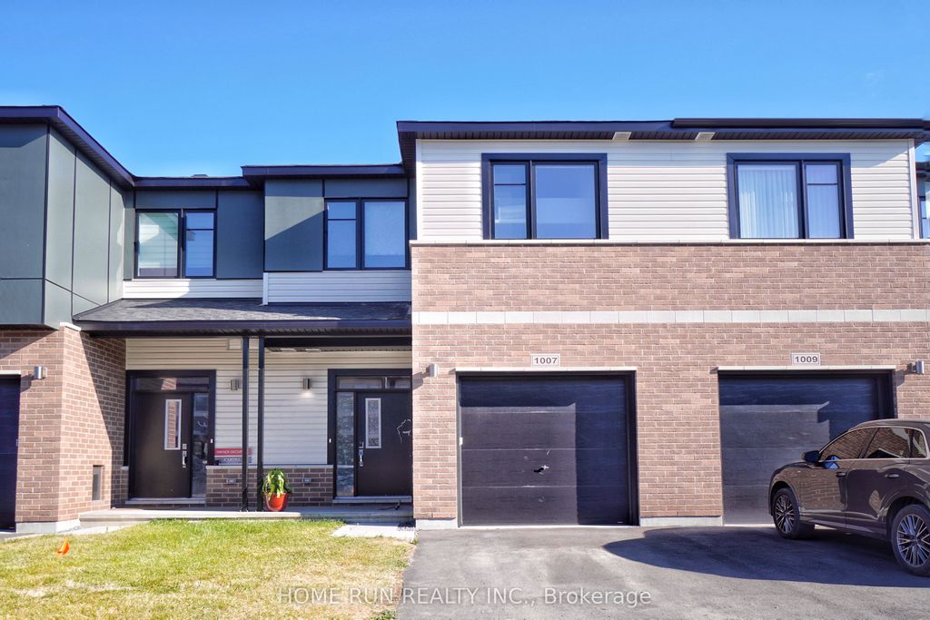 Photo of 1007 Acoustic Way, Blossom Park - Airport and Area, ON K4M 0Y2 (MLS # X12731490)