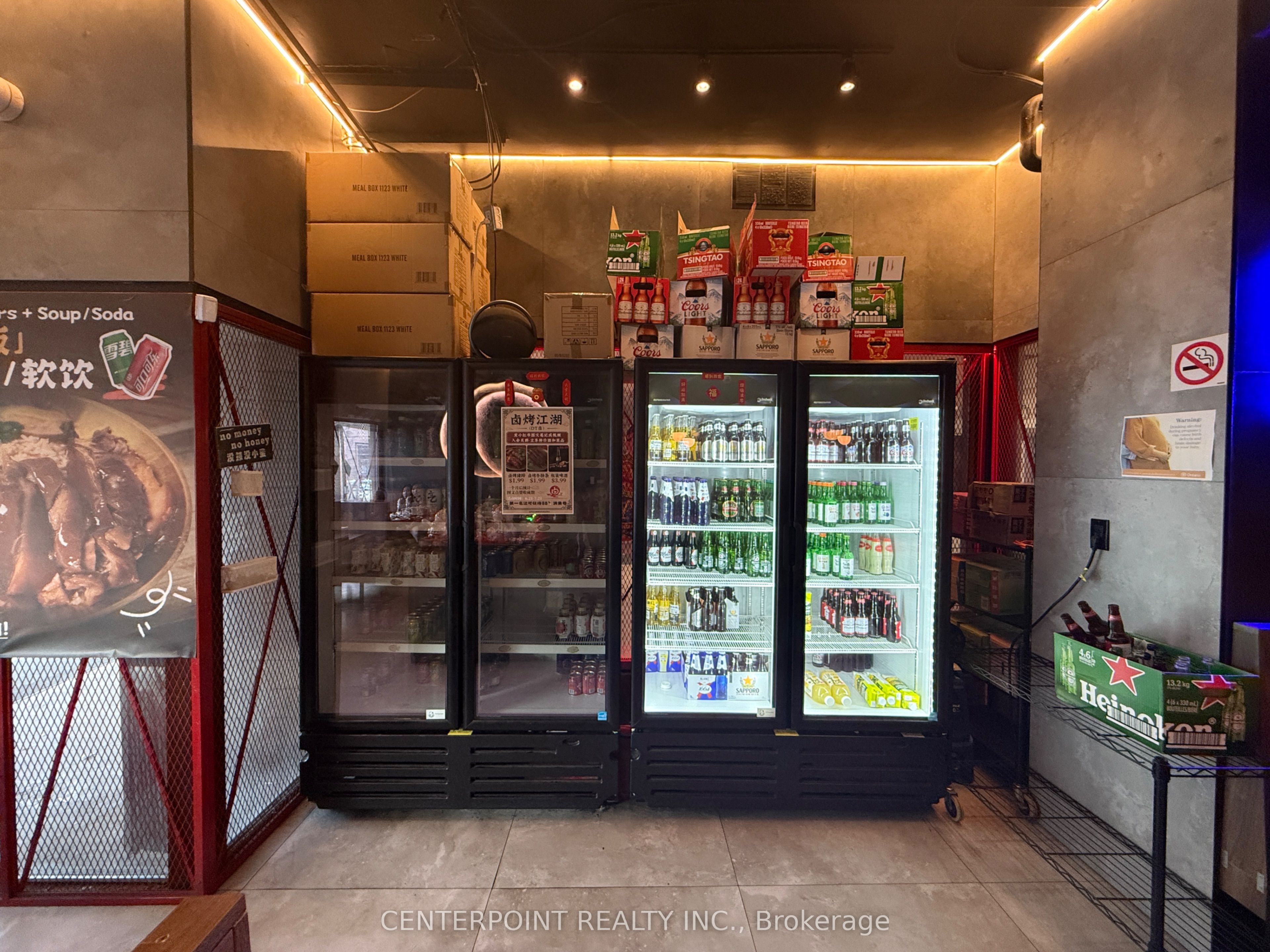 421 Dundas Street W G10