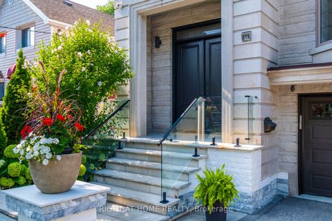 Photo of 316 Churchill Avenue, Toronto, ON M2R 1E7 (MLS # C12477136)