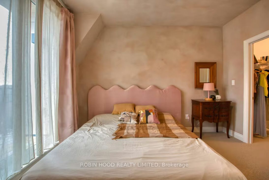 40 Lunar Crescent Unit 65