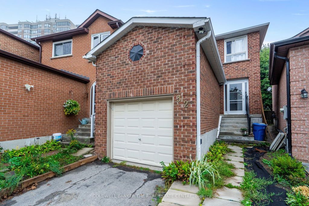 Photo of 23 Riviera Drive W, Vaughan, ON L4K 2H9 (MLS # N12672422)