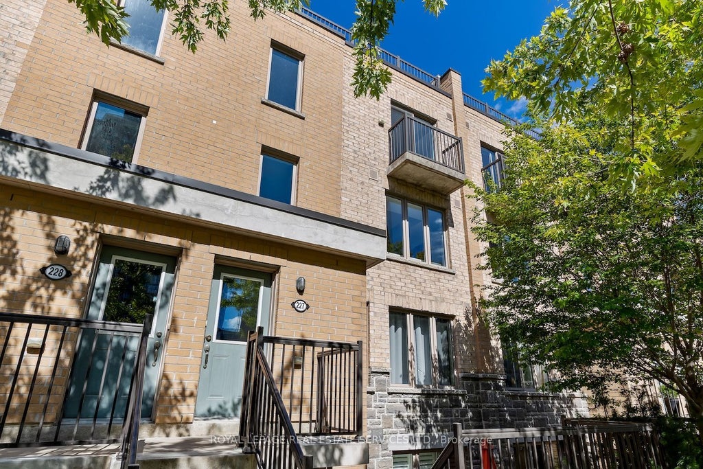 Photo of 7 Foundry Avenue #227, Toronto, ON M6H 0B7 (MLS # W13812534)