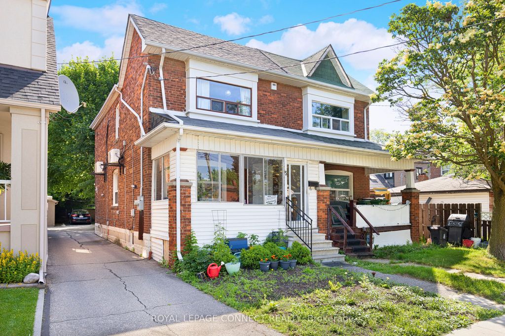 Photo of 5 Rosethorn Avenue, Toronto, ON M6N 3K7 (MLS # W12426211)