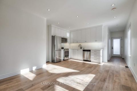 429 Brock Avenue Main Toronto ON M6H 3N7