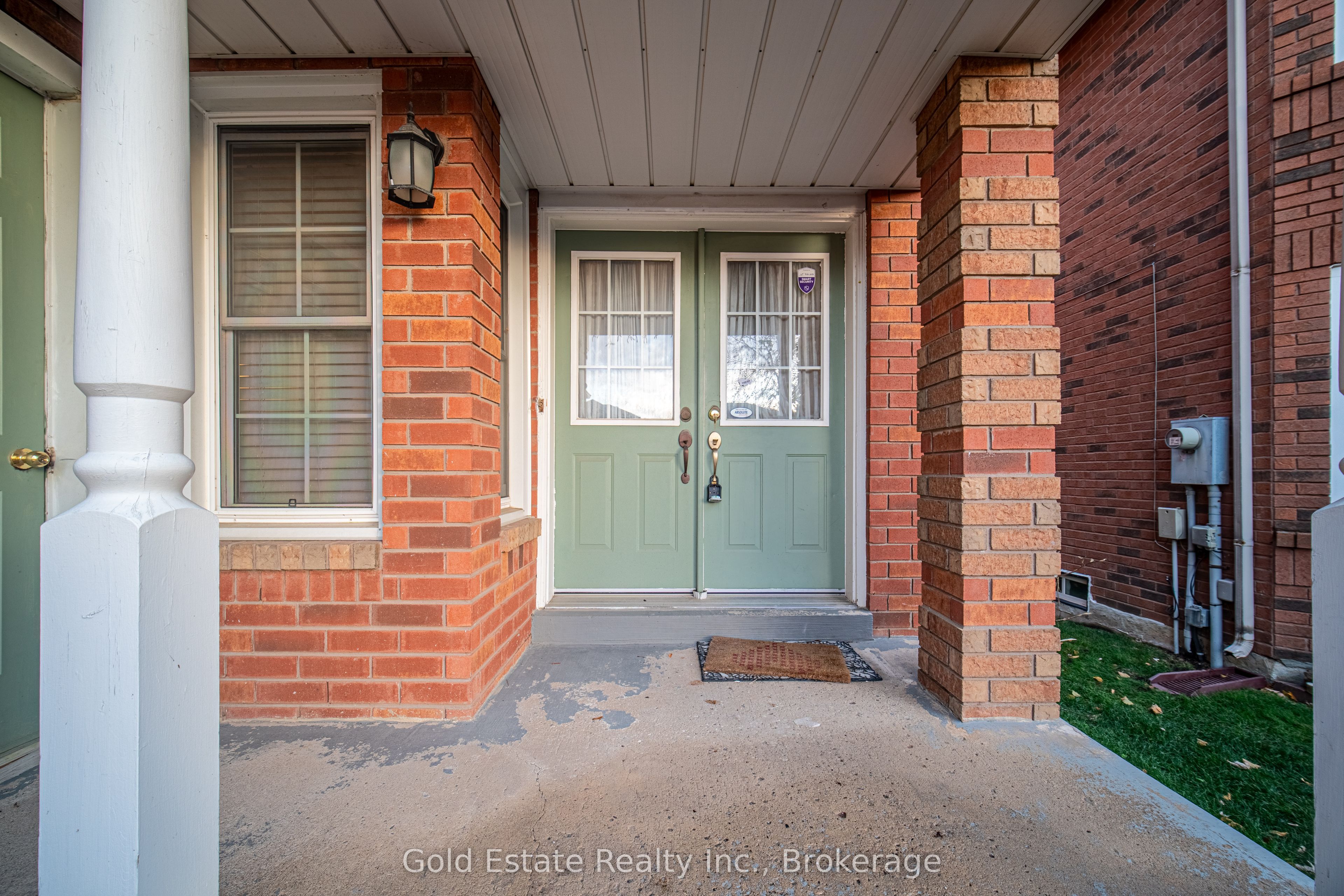 3850 Cedar Hedge Rise