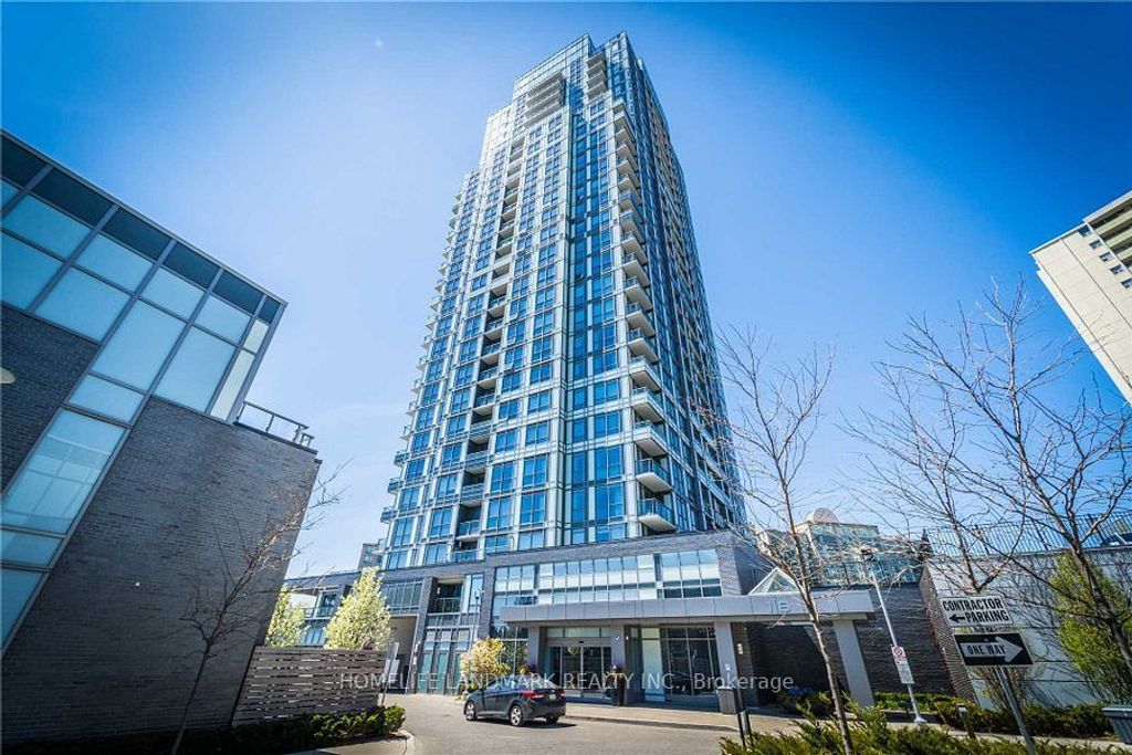 Photo of 18 Graydon Hall Drive #PH11, Toronto, ON M3A 0A4 (MLS # C12452482)