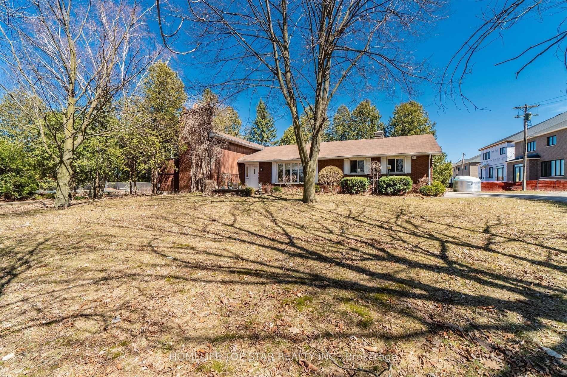 8733 Heritage Road