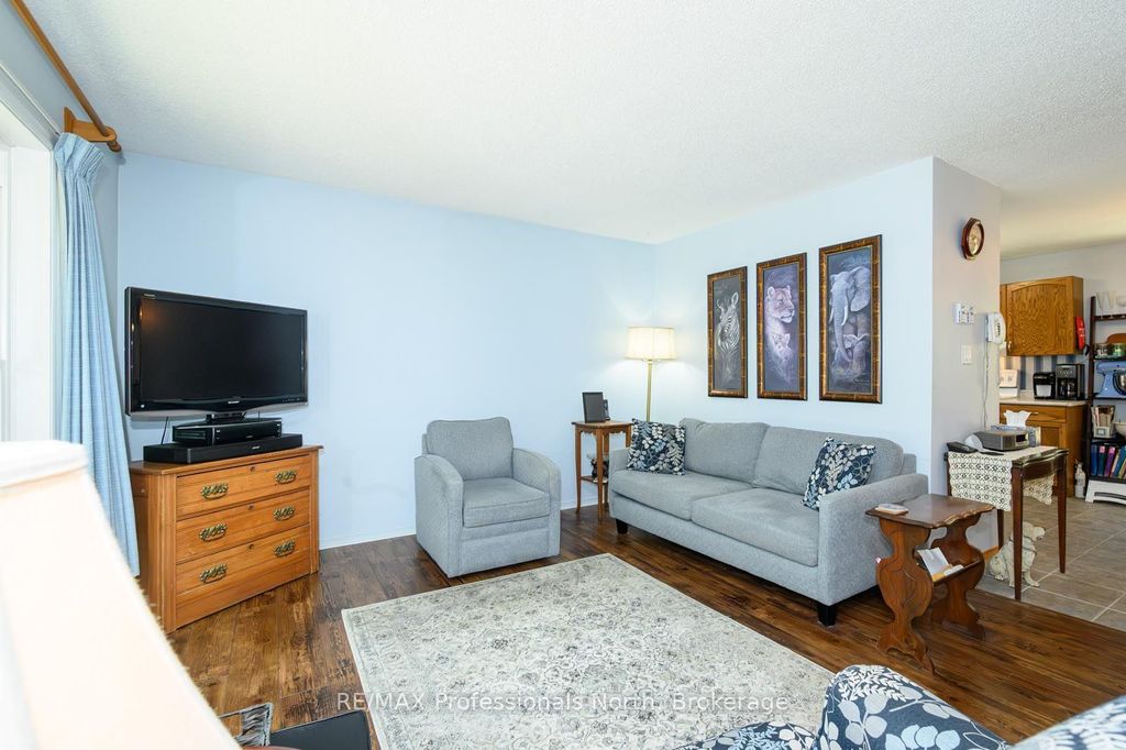 Photo of 224 Stephenson 4 Road W, Huntsville, ON P0B 1M0 (MLS # X12800202)