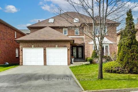 8 Cygnus Drive Richmond Hill ON L4C 8P2