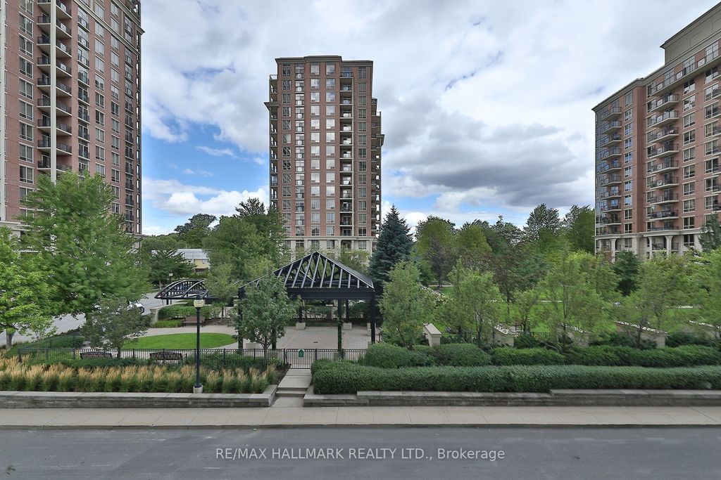 Photo of 20 Inn on the Park Drive #343, Toronto, ON M3C 0P8 (MLS # C12423866)