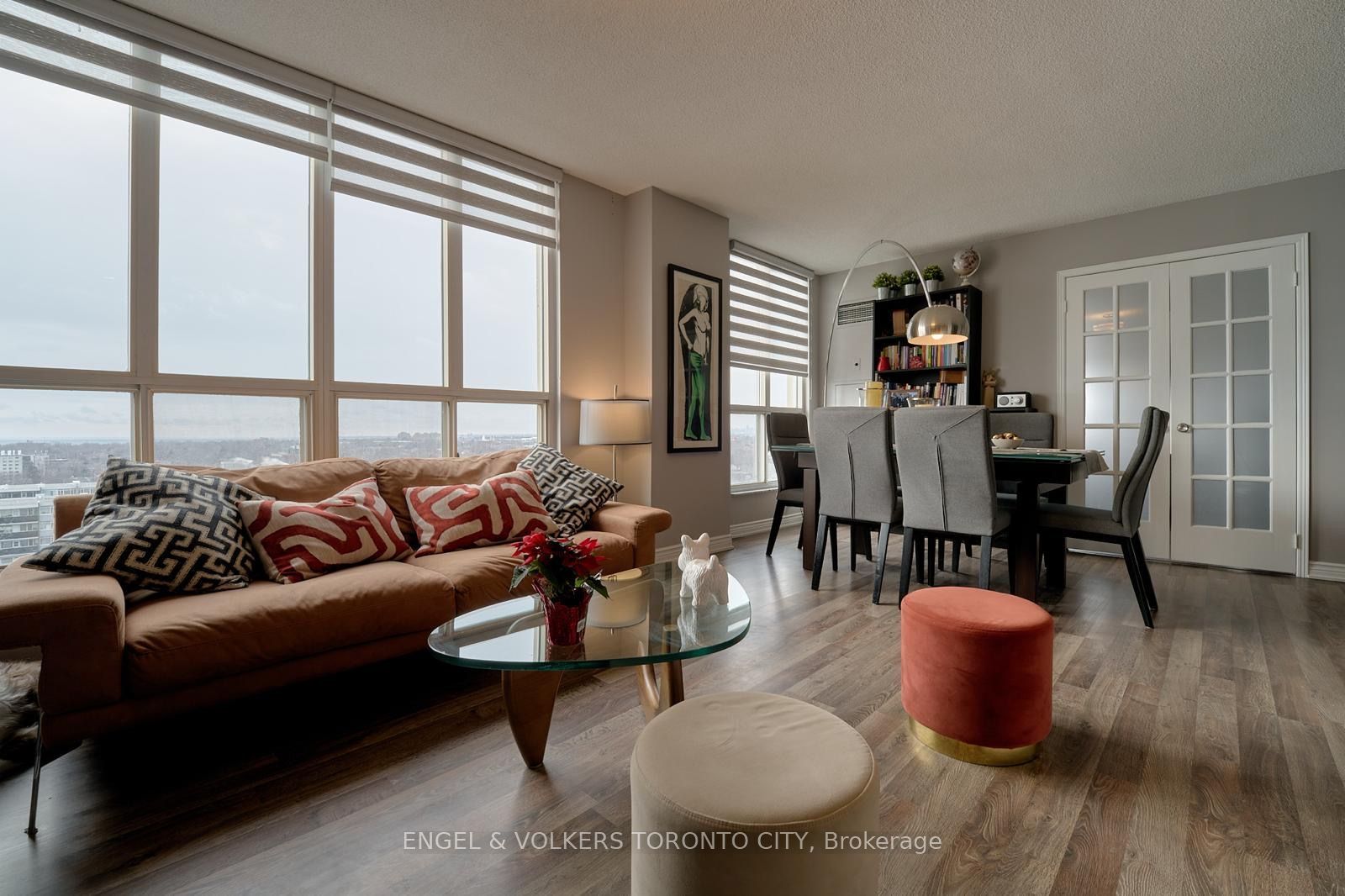 2285 Lake Shore Boulevard W 1204
