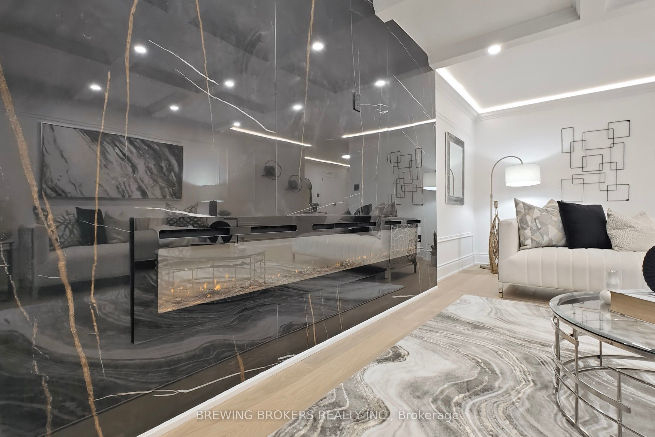 278 Bloor Street E 1501