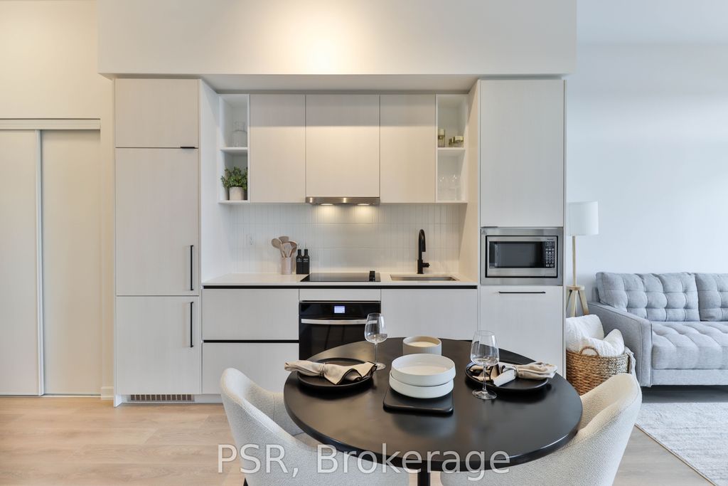 Photo of 1285 Dupont Street #702, Toronto, ON M6H 2A6 (MLS # W12450319)