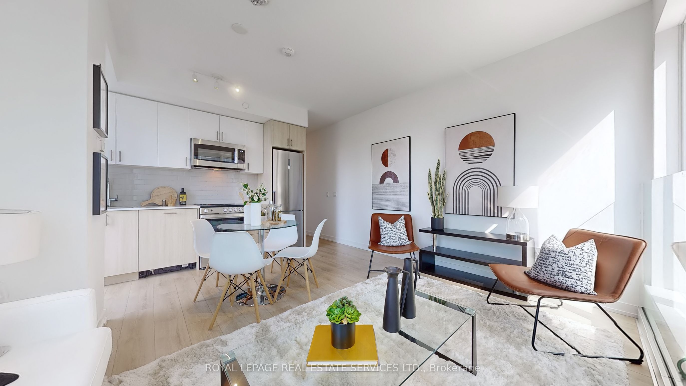 1195 The Queensway N/A 213