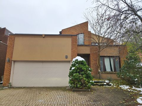 9 Hashbury Place Markham ON L3T 7H4