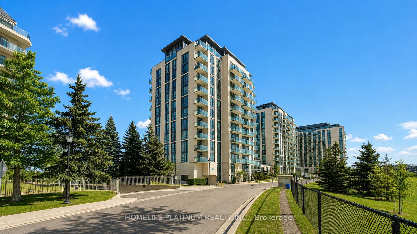 45 Yorkland Boulevard 1106