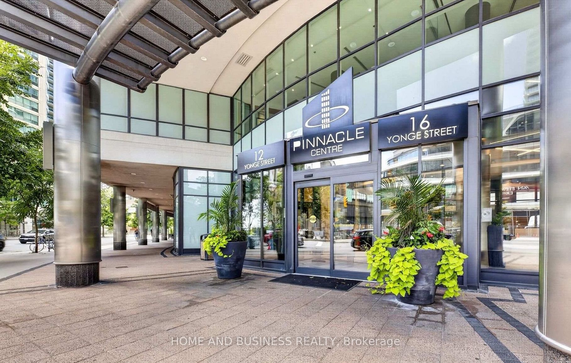 12 Yonge Street 1505
