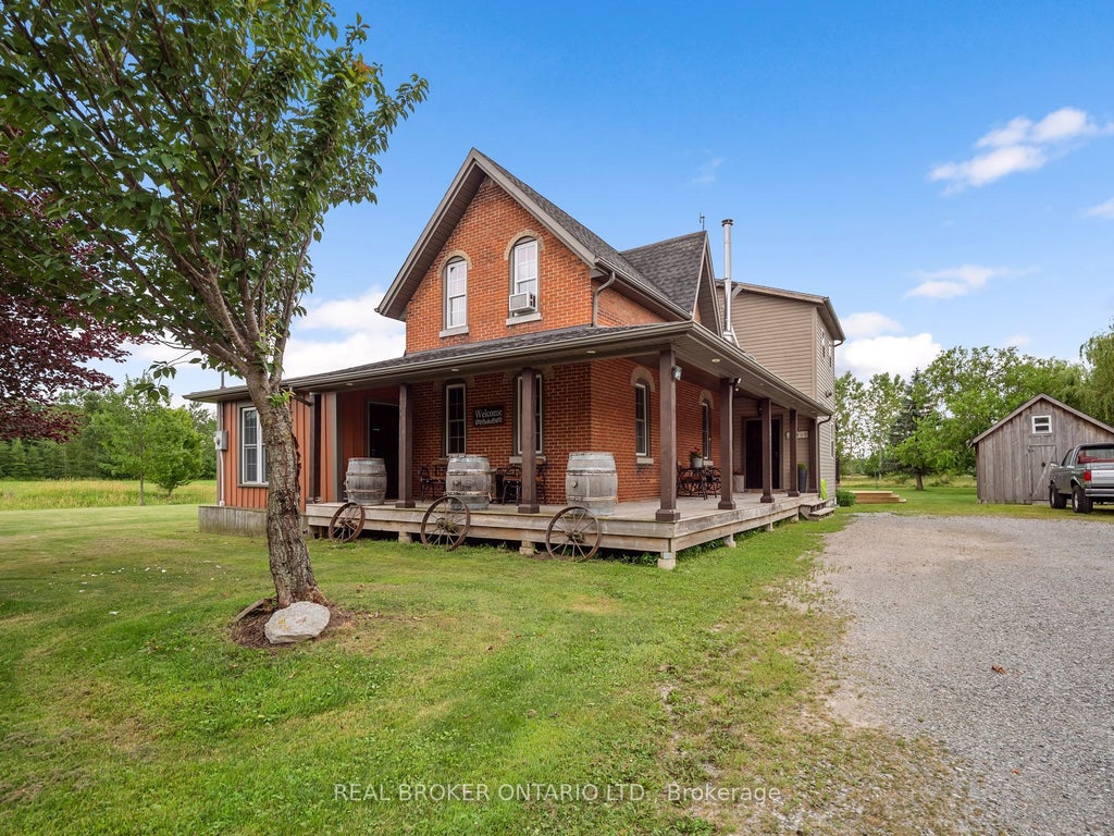 Photo of 118 River Road, Pelham, ON L0S 1C0 (MLS # X13541372)