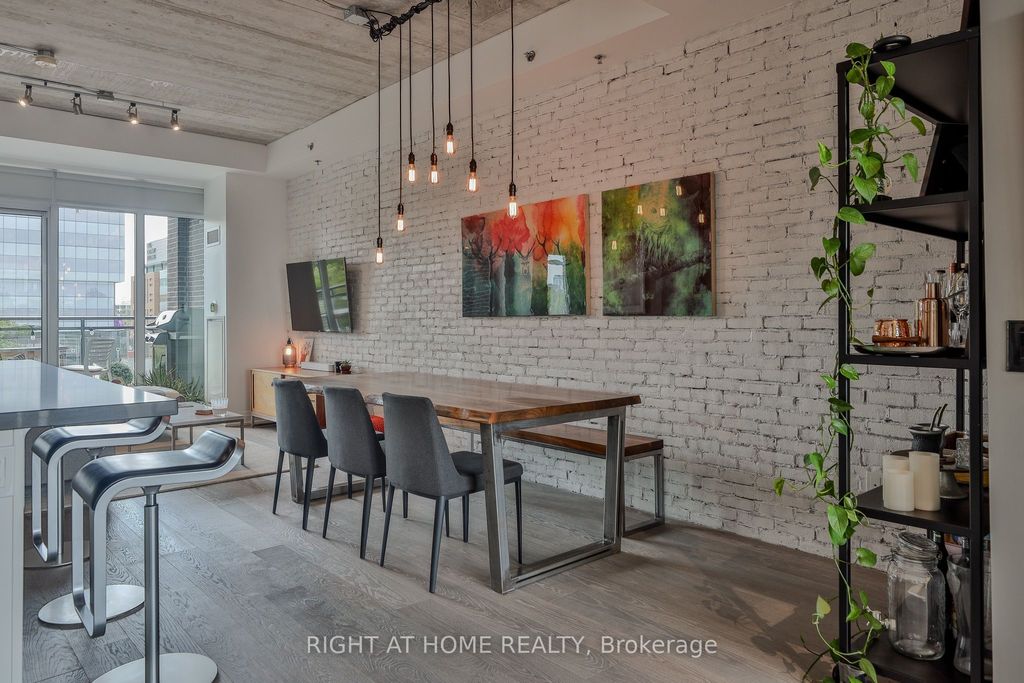Photo of 41 Ossington Avenue #405, Toronto, ON M6J 2Y9 (MLS # C13089152)
