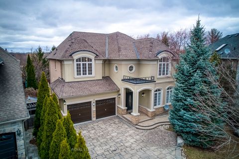 169 Spring Azure Crescent Oakville ON L6L 6V7