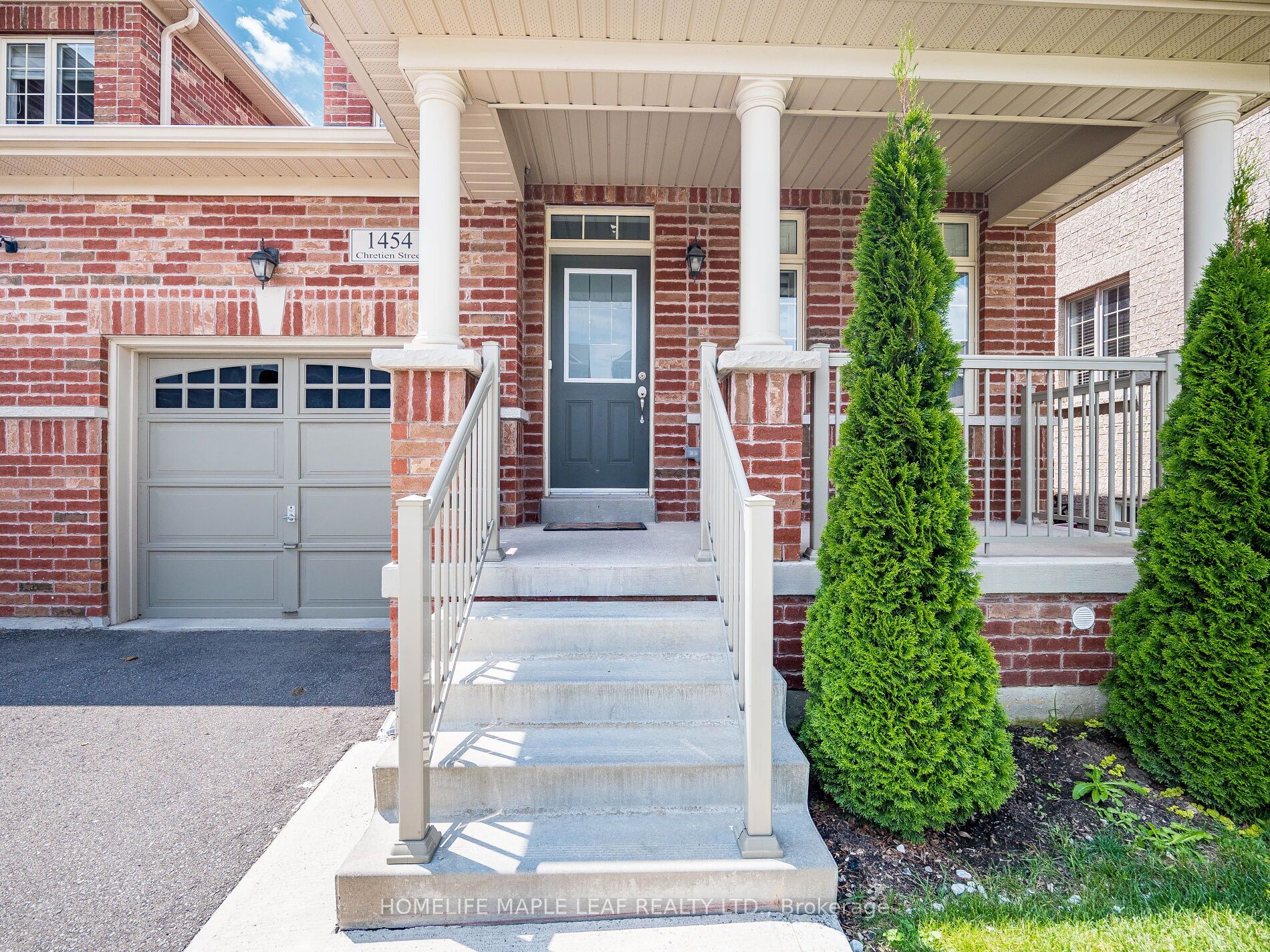 1454 Chretien Street