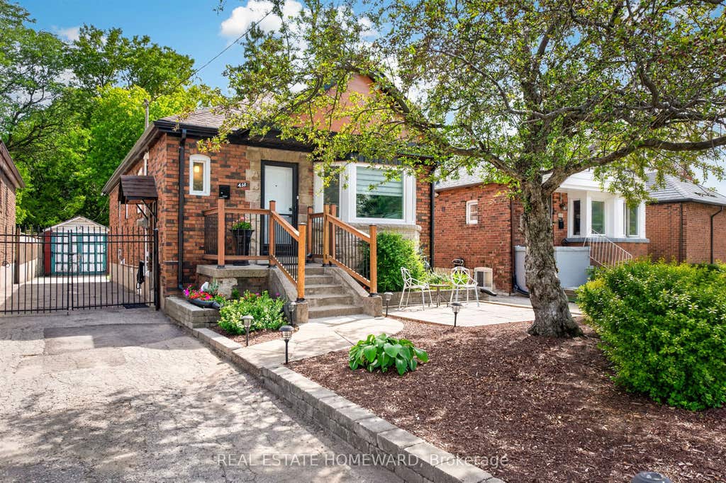 Photo of 413 O'Connor Drive, Toronto, ON M4J 2W4 (MLS # E13692432)