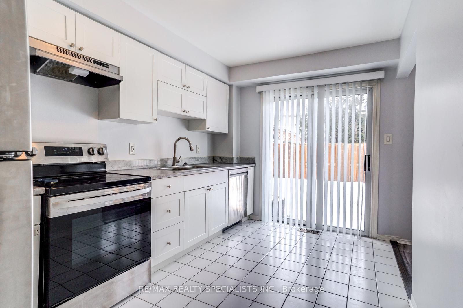 5230 Glen Erin Drive 17