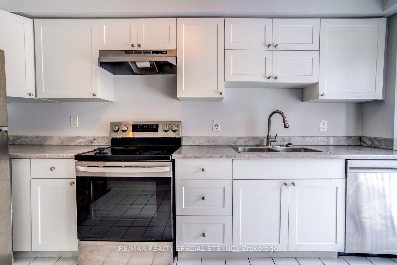 5230 Glen Erin Drive 17