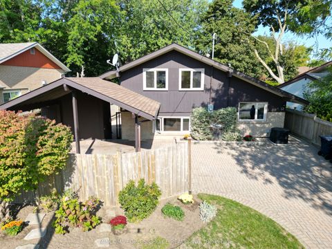 Photo of 12 Ladysbridge Drive, Toronto, ON M1G 3H6 (MLS # E12404603)