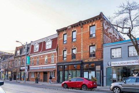 1320 Queen Street W Toronto ON M6K 1L4