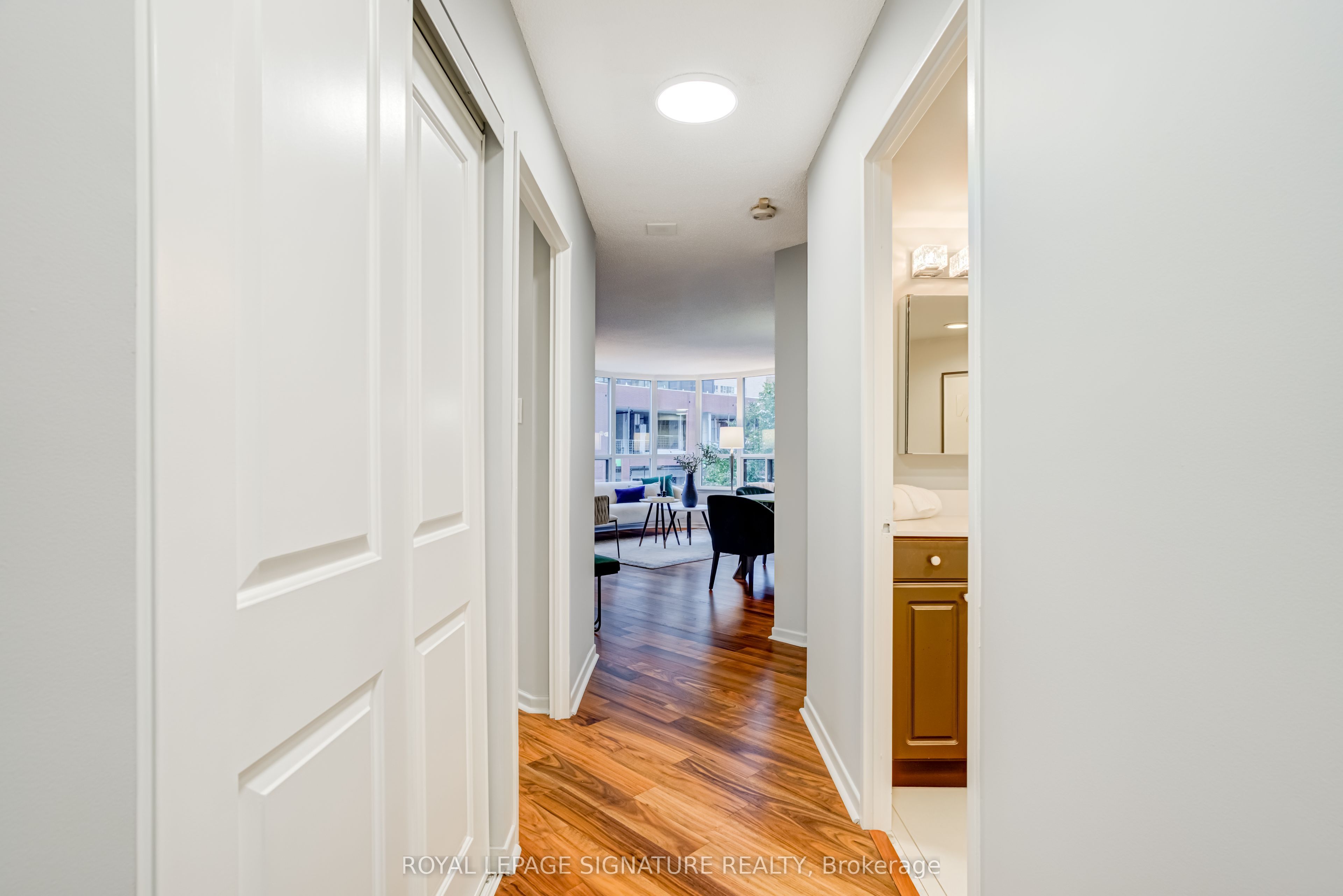 25 Maitland Street 303