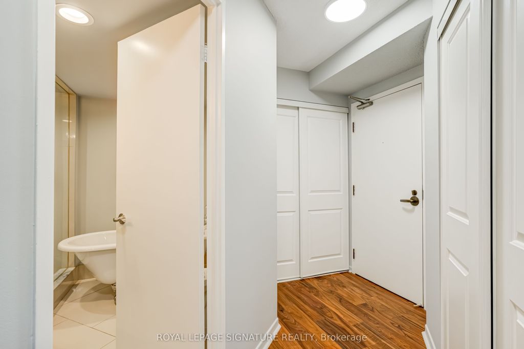 Photo of 25 Maitland Street #303, Toronto, ON M4Y 2W1 (MLS # C12814480)