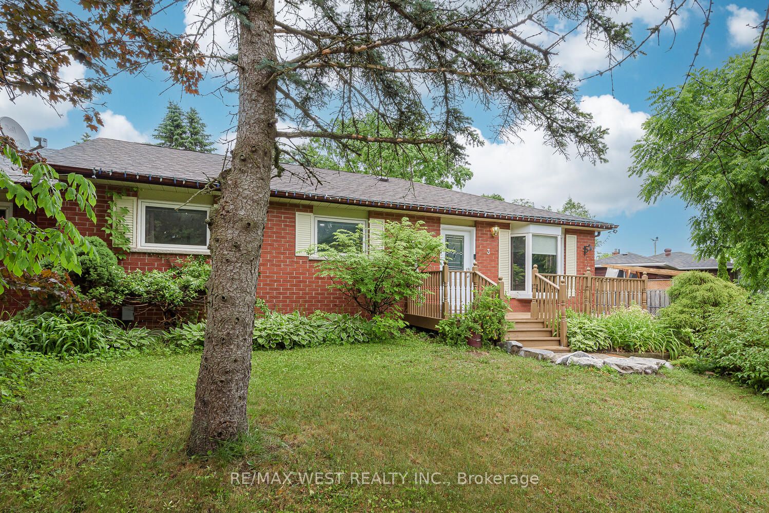 3 Carberry Street