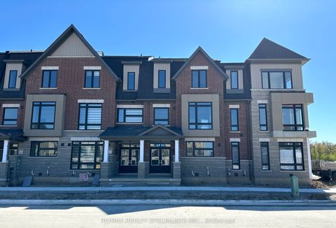 66 Coolhurst Avenue Brampton ON L7A 0B8